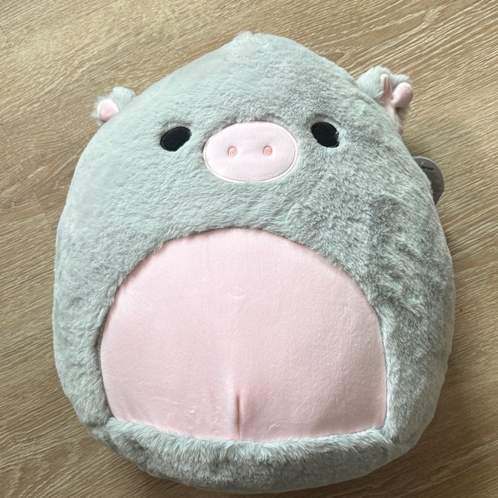 Fuzz a mallow ‘Bessa’ NWT